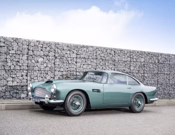 Aston Martin DB4 [UK-spec] (Series II) '01.1960–04.1961