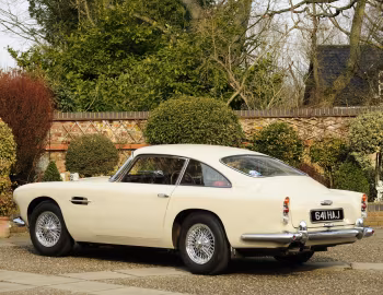 Aston Martin DB4 [UK-spec] (Series IV) '09.1961–09.1962