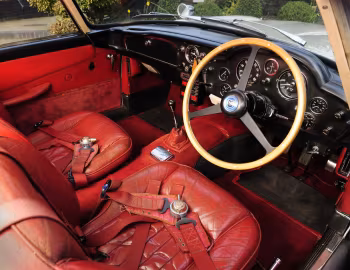 Interior Aston Martin DB4 [UK-spec] (Series IV) '09.1961–09.1962