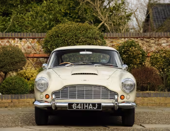 Aston Martin DB4 [UK-spec] (Series IV) '09.1961–09.1962