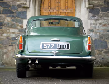 Aston Martin DB4 [UK-spec] (Series II) '01.1960–04.1961