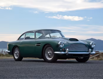 Aston Martin DB4 [UK-spec] (Series II) '01.1960–04.1961