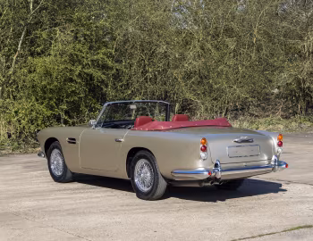 Aston Martin DB4 Convertible [UK-spec] '1962–63