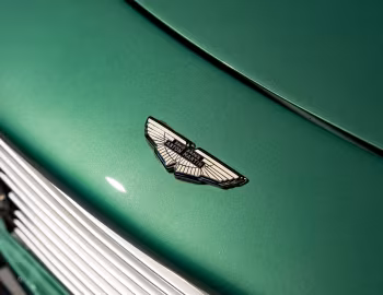 Logo Aston Martin DB4 Vantage [UK-spec] (Series IV) '09.1961–09.1962