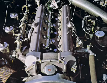 Sous la capuche Aston Martin DB5 [UK-spec] '1963–65