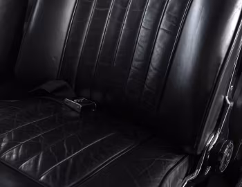 Interior Aston Martin DB5 Vantage [UK-spec] '1964–65