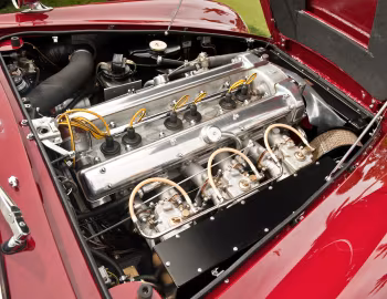 Sous la capuche Aston Martin DB5 Vantage Convertible '1963–65