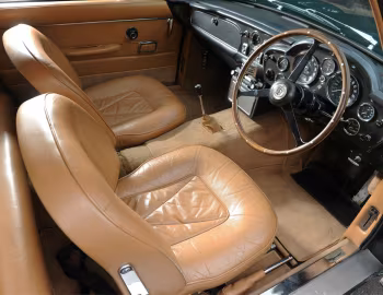 Intérieur Aston Martin DB6 [UK-spec] '1965–07.1969