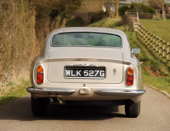 Aston Martin DB6 [UK-spec] '1965–07.1969