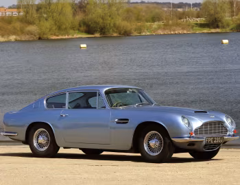 Aston Martin DB6 [UK-spec] (MkII) '08.1969–71