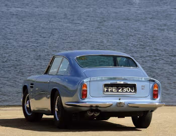 Aston Martin DB6 [UK-spec] (MkII) '08.1969–71