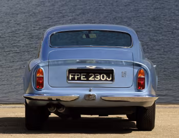 Aston Martin DB6 [UK-spec] (MkII) '08.1969–71