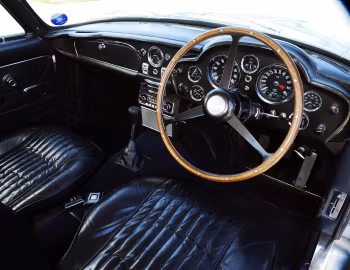 Intérieur Aston Martin DB6 [UK-spec] (MkII) '08.1969–71