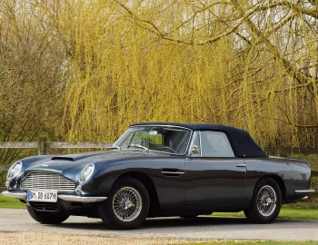Aston Martin DB6 Volante '1966–69