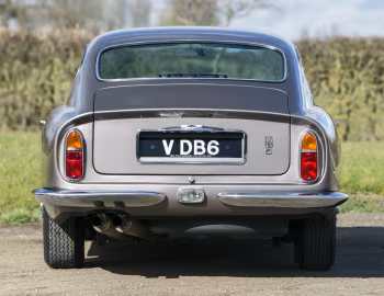 Aston Martin DB6 Vantage [UK-spec] '1965–69