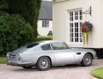 Aston Martin DB6 Vantage [UK-spec] '1965–69