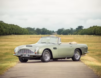 Aston Martin DB6 Vantage Volante '1966–69