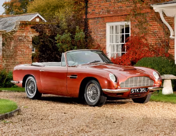 Aston Martin DB6 Volante [UK-spec] '1966–69