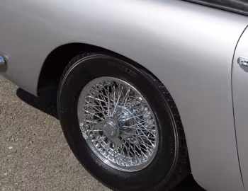 Aston Martin DB6 Volante [UK-spec] '1966–69