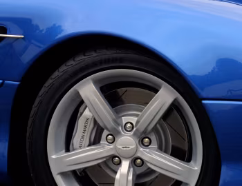 Aston Martin DB7 GT [UK-spec] '2003–04