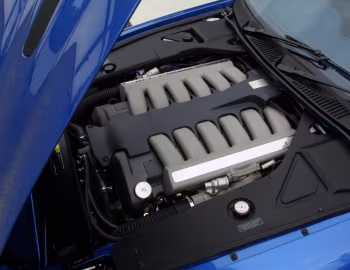Sous la capuche Aston Martin DB7 GT [UK-spec] '2003–04