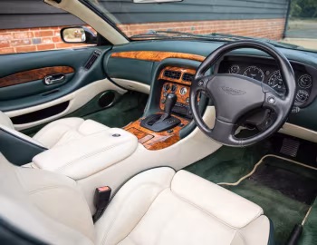Interior Aston Martin DB7 Vantage Volante [UK-spec] '1999–2003
