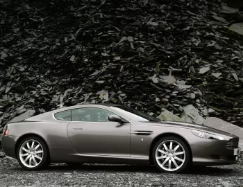 Aston Martin DB9 [UK-spec] '05.2004–10.2008