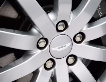Aston Martin DB9 Volante [UK-spec] '05.2004–10.2008
