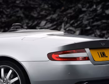 Aston Martin DB9 Volante [UK-spec] '05.2004–10.2008
