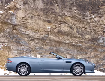 Aston Martin DB9 Volante [UK-spec] '05.2004–10.2008