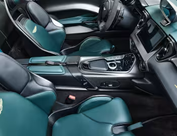 Intérieur Aston Martin DBR22 (#14) '12.2023