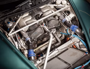 Sous la capuche Aston Martin DBRS9 '2005–12