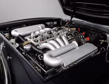 Sous la capuche Aston Martin DBS V8 [UK-spec] '1970–72
