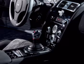 Panel frontal Aston Martin DBS "007 Casino Royale" '2006