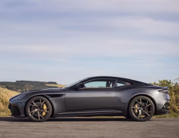 Aston Martin DBS Superleggera [UK-spec] '2018–24