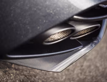 Aston Martin DBS Superleggera [UK-spec] '2018–24