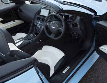 Intérieur Aston Martin DBS Superleggera Volante [Japan] '2019–24