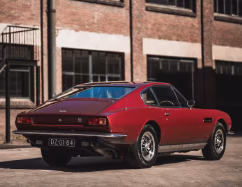 Aston Martin DBS V8 [UK-spec] '1970–72