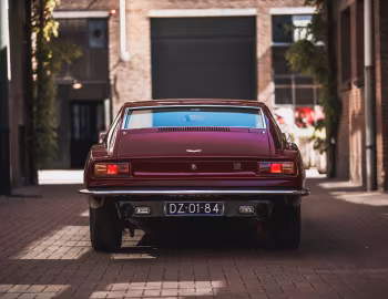 Aston Martin DBS V8 [UK-spec] '1970–72