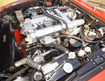 Sous la capuche Aston Martin DBS Vantage [LHD] '1967–05.1972