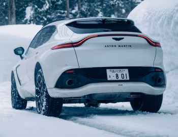 Aston Martin DBX [Japan] '2020–24