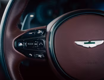 Intérieur Aston Martin DBX [Japan] '2020–24