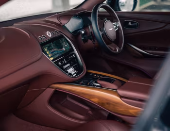 Intérieur Aston Martin DBX [Japan] '2020–24