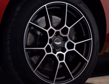 Aston Martin DBX [Worldwide] '07.2020–24
