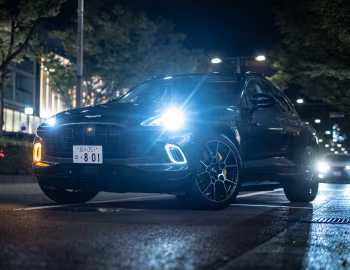 Aston Martin DBX [Japan] '2020–24