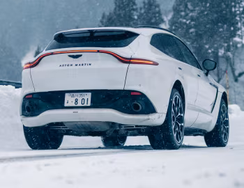 Aston Martin DBX [Japan] '2020–24
