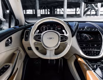 Panneau avant Aston Martin DBX [Middle East] '2020–24