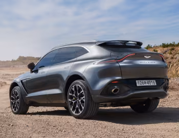 Aston Martin DBX [South Korea] '2020–24