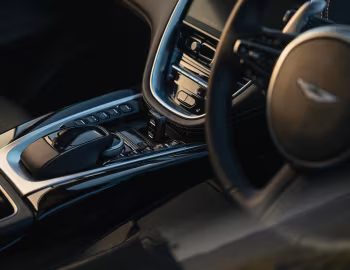 Intérieur Aston Martin DBX [Australia] '2021–24