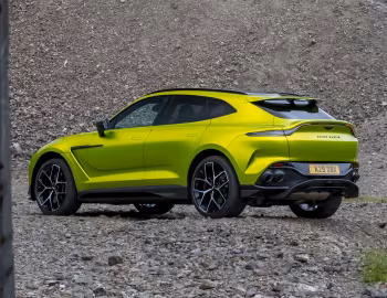Aston Martin DBX707 [UK-spec] '2024–pr.
